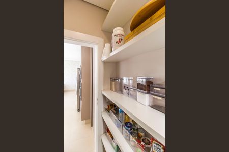 Casa à venda com 451m², 4 quartos e 2 vagas Casa à venda com 451m², 4 quartos e 2 vagasDespensa