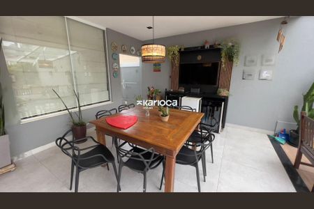 Casa de condomínio à venda com 420m², 5 quartos e 3 vagas