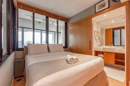 Apartamento à venda com 67m², 1 quarto e 2 vagas