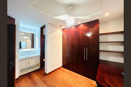 Apartamento à venda com 100m², 2 quartos e 1 vaga
