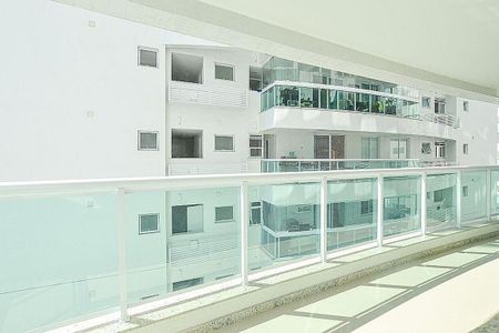 Apartamento à venda com 121m², 3 quartos e sem vaga