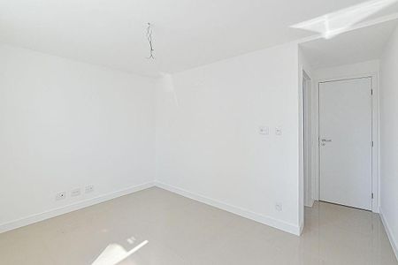 Apartamento à venda com 121m², 3 quartos e sem vaga