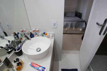 Apartamento à venda com 74m², 2 quartos e 1 vagaBanheiro da Suíte