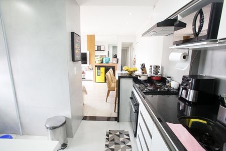 Apartamento à venda com 74m², 2 quartos e 1 vagaCozinha