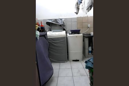 Casa à venda com 110m², 2 quartos e 1 vaga