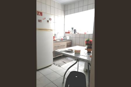 Casa à venda com 110m², 2 quartos e 1 vaga