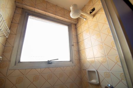 Apartamento para alugar com 207m², 3 quartos e 2 vagas Apartamento para alugar com 207m², 3 quartos e 2 vagasBanheiro de Serviço