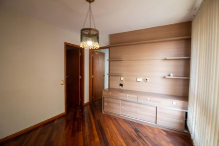 Apartamento para alugar com 207m², 3 quartos e 2 vagas Apartamento para alugar com 207m², 3 quartos e 2 vagasSala 2