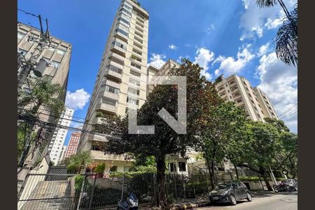 Apartamento para alugar com 207m², 3 quartos e 2 vagas Apartamento para alugar com 207m², 3 quartos e 2 vagasFachada