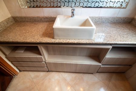 Apartamento para alugar com 207m², 3 quartos e 2 vagas Apartamento para alugar com 207m², 3 quartos e 2 vagasBanheiro Social