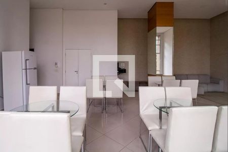 Apartamento à venda com 104m², 3 quartos e 2 vagas Apartamento à venda com 104m², 3 quartos e 2 vagasÁrea comum - Salão de festas
