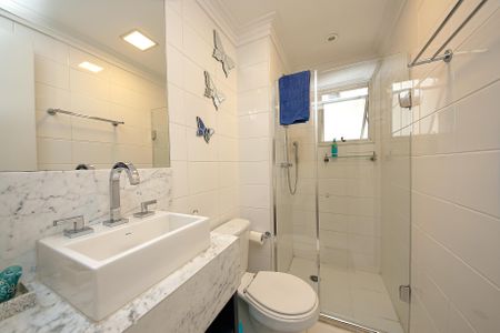 Apartamento à venda com 104m², 3 quartos e 2 vagas Apartamento à venda com 104m², 3 quartos e 2 vagasBanheiro