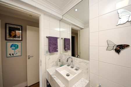 Apartamento à venda com 104m², 3 quartos e 2 vagas Apartamento à venda com 104m², 3 quartos e 2 vagasBanheiro