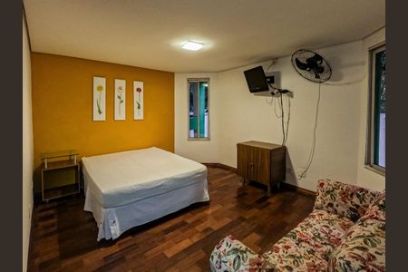 Casa à venda com 346m², 4 quartos e 4 vagas