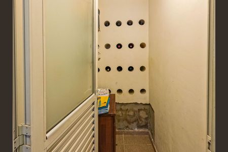 Casa à venda com 346m², 4 quartos e 4 vagas