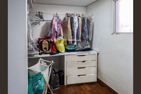 Casa à venda com 346m², 4 quartos e 4 vagas