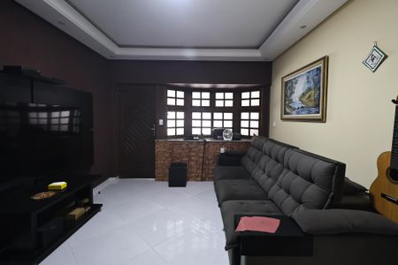 Casa à venda com 231m², 3 quartos e 2 vagasSala