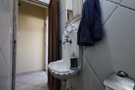 Casa à venda com 231m², 3 quartos e 2 vagasLavabo