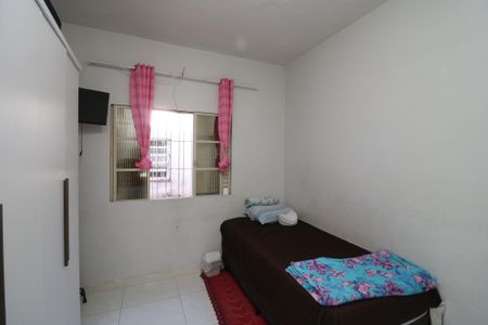 Casa à venda com 130m², 3 quartos e 4 vagasQuarto 2 C2