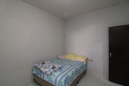 Casa à venda com 130m², 3 quartos e 4 vagasQuarto C2