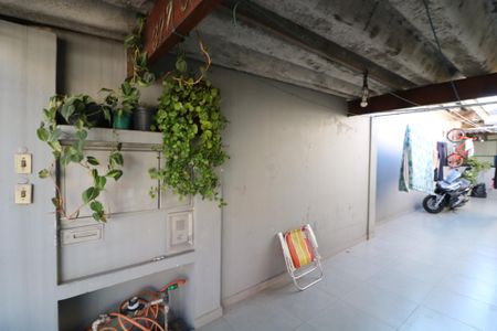 Casa à venda com 130m², 3 quartos e 4 vagasGaragem C2