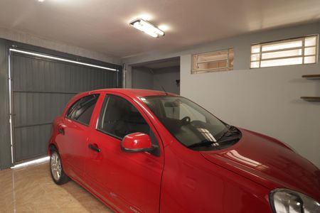 Casa à venda com 480m², 3 quartos e 4 vagas Casa à venda com 480m², 3 quartos e 4 vagasGaragem