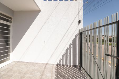 Casa à venda com 480m², 3 quartos e 4 vagas Casa à venda com 480m², 3 quartos e 4 vagasFachada