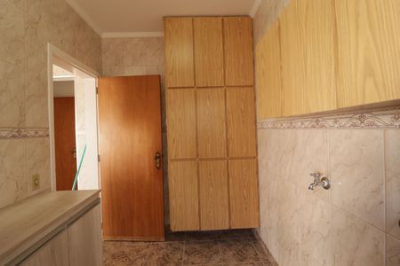 Casa à venda com 480m², 3 quartos e 4 vagas Casa à venda com 480m², 3 quartos e 4 vagasÁrea de Serviço