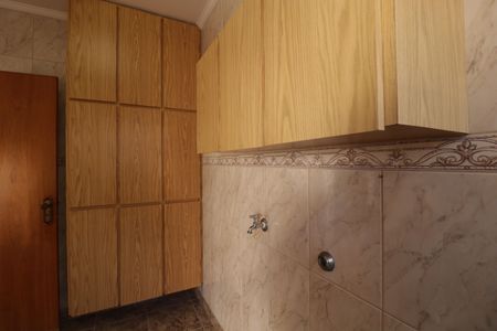 Casa à venda com 480m², 3 quartos e 4 vagas Casa à venda com 480m², 3 quartos e 4 vagasÁrea de Serviço