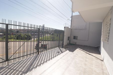 Casa à venda com 480m², 3 quartos e 4 vagas Casa à venda com 480m², 3 quartos e 4 vagasFrente