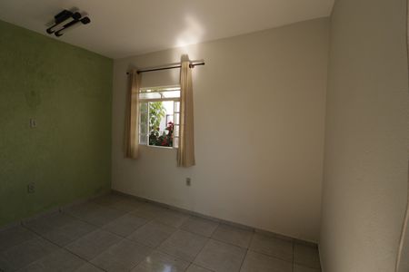 Casa à venda com 480m², 3 quartos e 4 vagas Casa à venda com 480m², 3 quartos e 4 vagasEdícula