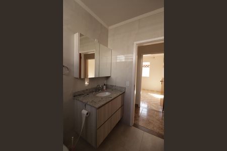 Casa à venda com 480m², 3 quartos e 4 vagas Casa à venda com 480m², 3 quartos e 4 vagasBanheiro Social