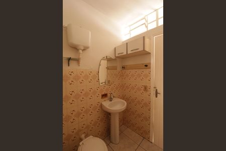 Casa à venda com 480m², 3 quartos e 4 vagas Casa à venda com 480m², 3 quartos e 4 vagasEdícula