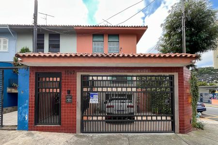 Casa à venda com 255m², 4 quartos e 7 vagasFachada + plaquinha