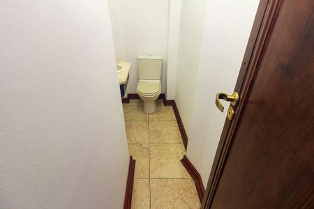 Apartamento à venda com 105m², 2 quartos e sem vaga Apartamento à venda com 105m², 2 quartos e sem vagaBanheiro da Suíte