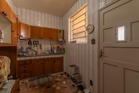 Casa à venda com 360m², 4 quartos e 2 vagas Casa à venda com 360m², 4 quartos e 2 vagasCozinha - Casa 1