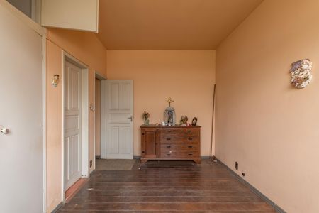 Casa à venda com 360m², 4 quartos e 2 vagas Casa à venda com 360m², 4 quartos e 2 vagasSuíte