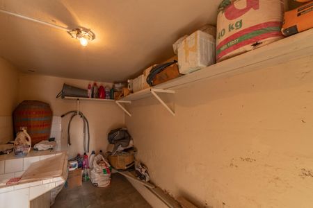 Casa à venda com 360m², 4 quartos e 2 vagas Casa à venda com 360m², 4 quartos e 2 vagasLavanderia - Casa 1