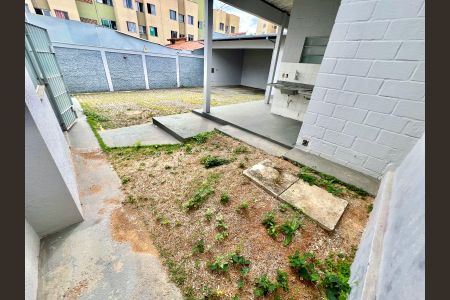 Casa à venda com 420m², 7 quartos e 8 vagas Casa à venda com 420m², 7 quartos e 8 vagasÁrea Externa - Fundos