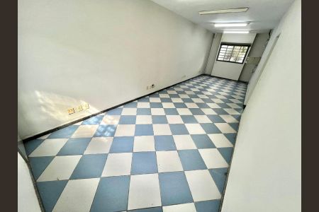 Casa à venda com 420m², 7 quartos e 8 vagas Casa à venda com 420m², 7 quartos e 8 vagasSala