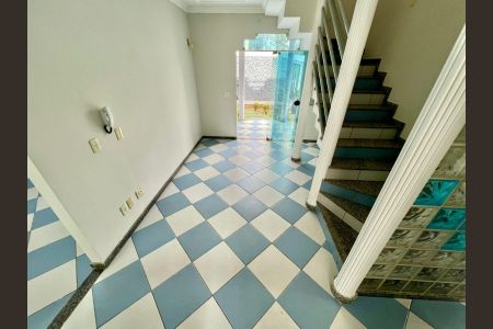 Casa à venda com 420m², 7 quartos e 8 vagas Casa à venda com 420m², 7 quartos e 8 vagasSala