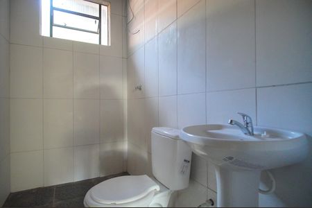 Casa à venda com 200m², 2 quartos e 2 vagasBanheiro