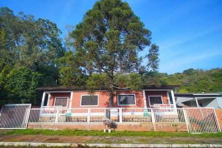 Casa à venda com 200m², 2 quartos e 2 vagasFachada/ Placa 