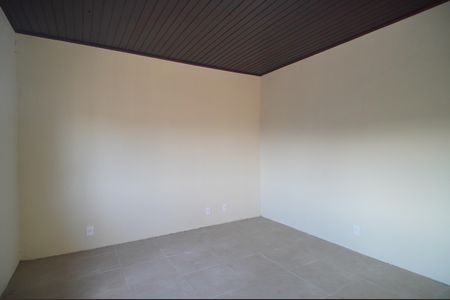 Casa à venda com 200m², 2 quartos e 2 vagasSala