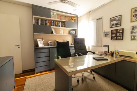 Apartamento à venda com 89m², 3 quartos e 1 vagaEscritório