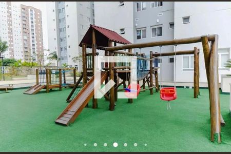 Apartamento à venda com 48m², 2 quartos e 1 vaga Apartamento à venda com 48m², 2 quartos e 1 vagaÁrea comum - Playground