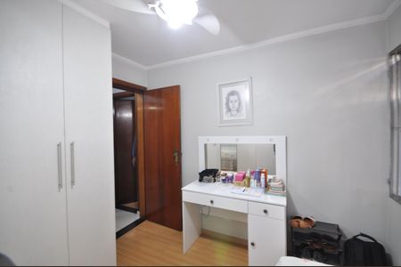 Apartamento à venda com 78m², 2 quartos e 1 vagaQuarto 2