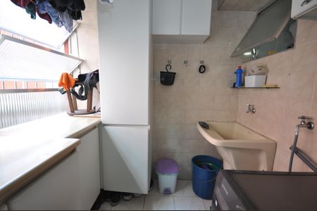 Apartamento à venda com 78m², 2 quartos e 1 vagaÁrea de Serviço