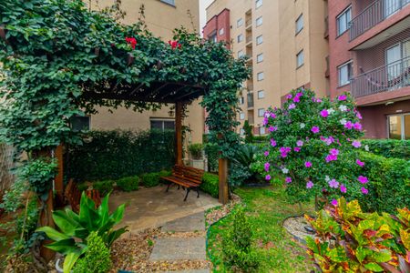 Apartamento à venda com 47m², 2 quartos e 1 vaga Apartamento à venda com 47m², 2 quartos e 1 vagaFachado do bloco