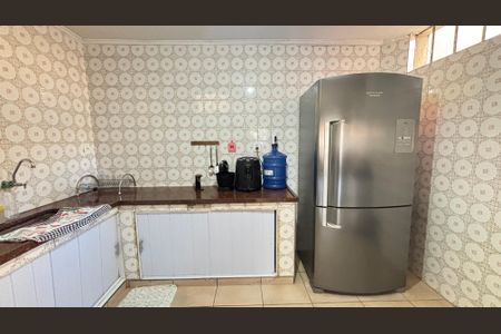 Casa à venda com 77m², 2 quartos e sem vaga Casa à venda com 77m², 2 quartos e sem vagaCozinha